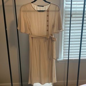 Like NEW Doe & Rae dress SIZE small.